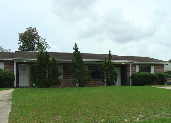 2nd image of 407B N Fowler Dr