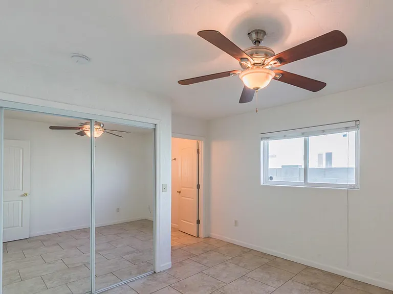 410 E. Waverly St. — Photo 9