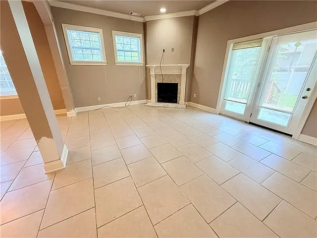 3909 Civic St — Photo 4