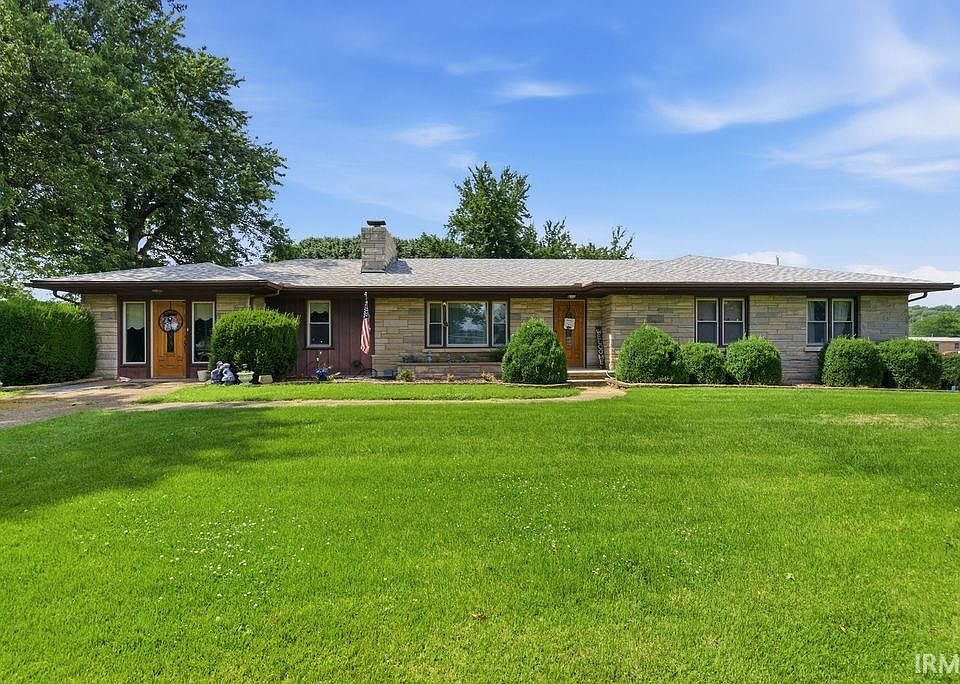 1st image of 828 Lauer Ln