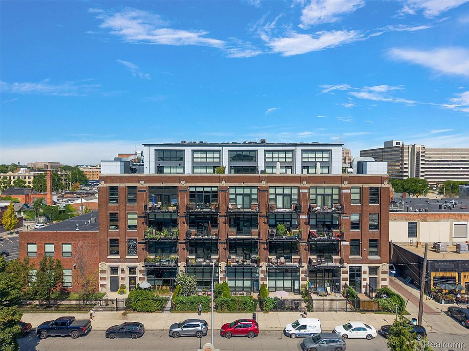 1st image of 444 W Willis St Unit 402