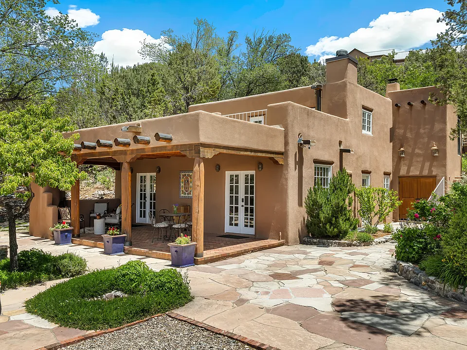 100 Tesuque Village Rd