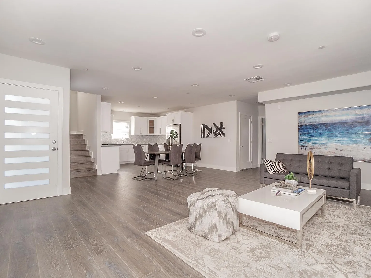 3913 Brighton Ave — Photo 3