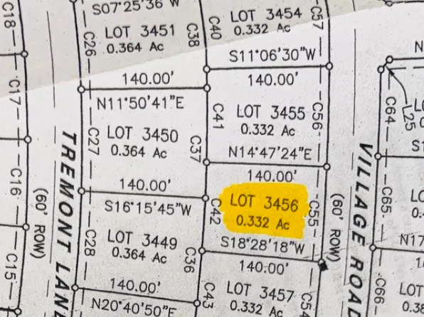 2707 Village Rd, Granbury, TX 76049