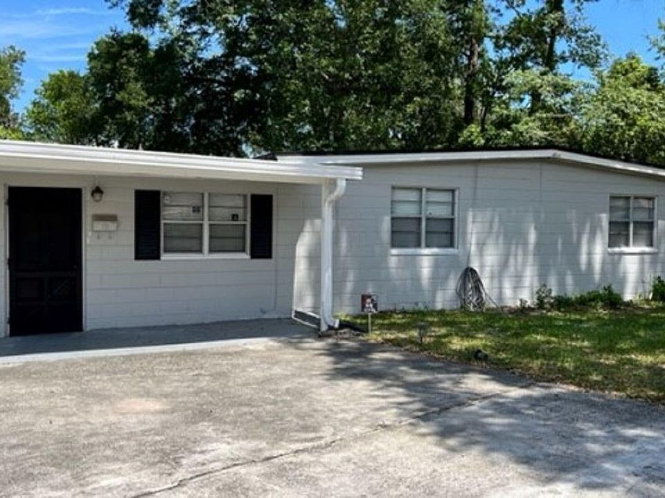 1st image of 6203 Lobelia St