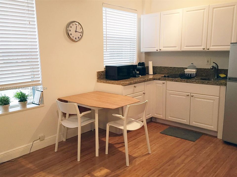 1st image of 642 Michigan Ave APT 4