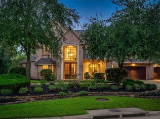 70 N Seasons Trce, Spring, TX 77382