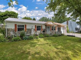 1902 Asheboro Dr, Erie, PA 16510