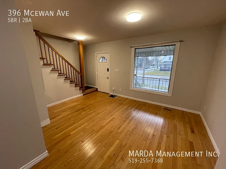 396 McEwan Ave — Photo 3