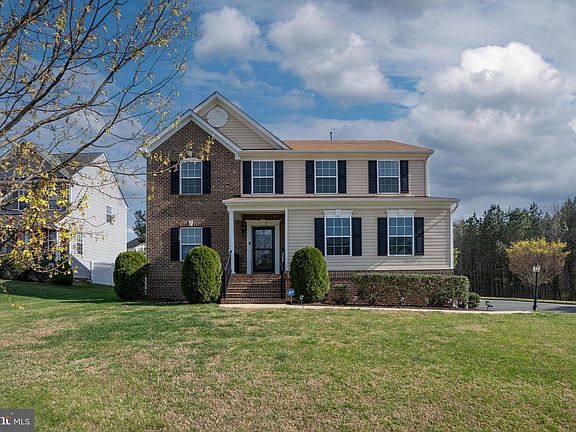 2nd image of 3700 Par Farm Ct
