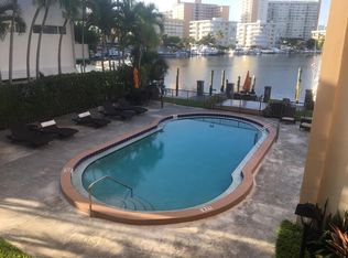 2420 Diana Dr APT 202, Hallandale, FL 33009