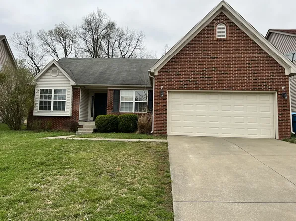 9041 Black Powder Ln, Louisville, KY 40228