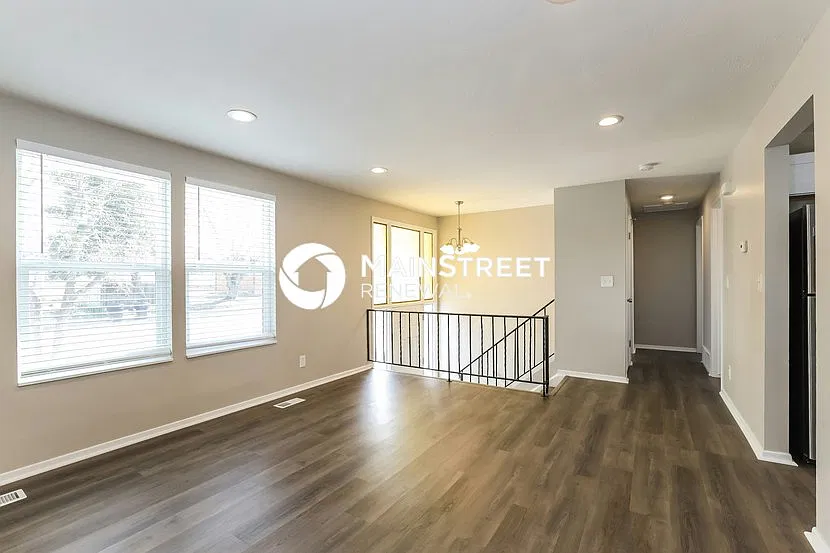 2163 N 450 W — Photo 4