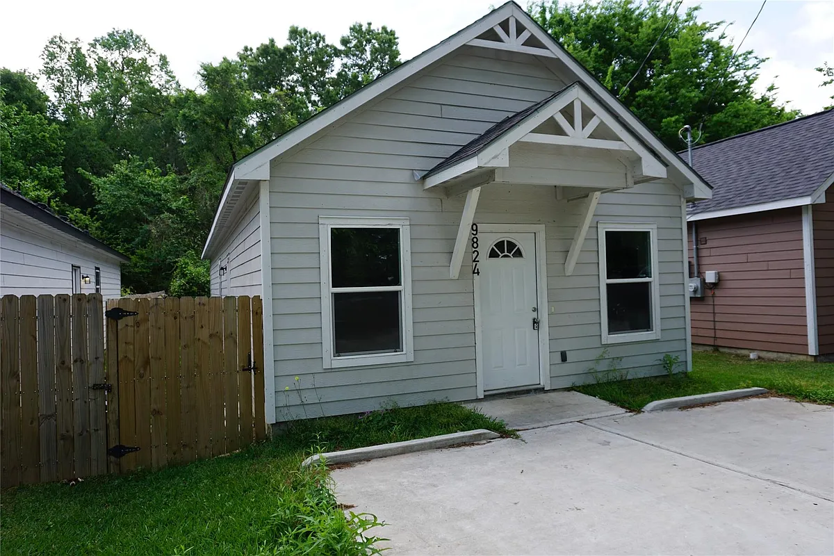 Building Photo - 9824 Arbor #OAK