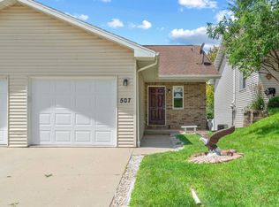 507 Sapphire Cir, Dubuque, IA 52001