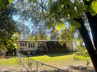 23036 McDonald Point Rd, Seneca, SC 29672