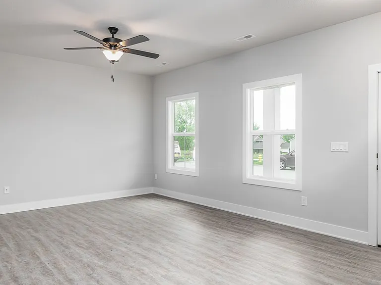 Hughes Century Crossing Townhomes — Photo 9