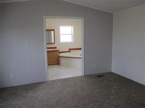 5th image of 1635 Adams Blvd