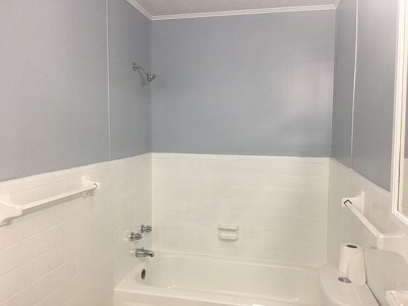 2nd image of 3008 Cabot St