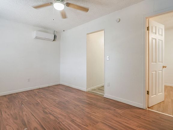 4th image of 209 N Mississippi St