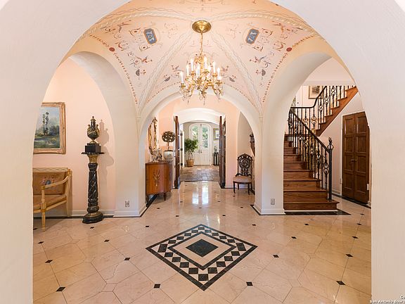 4th image of 209 PASEO ENCINAL ST