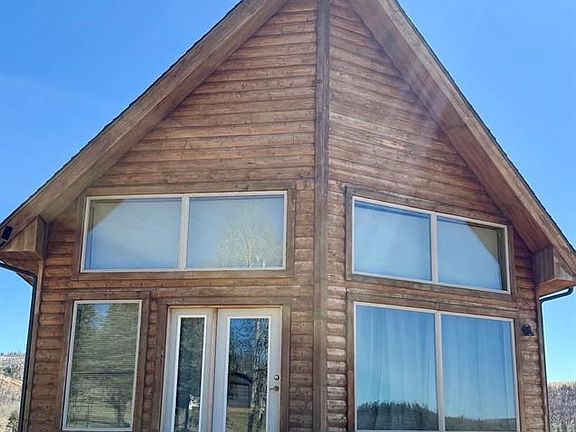 3rd image of 450 Schierl Rd