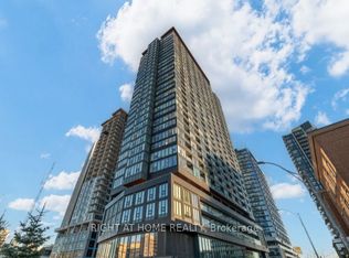 19 Western Battery Rd #821, Toronto, ON M6K 3N9