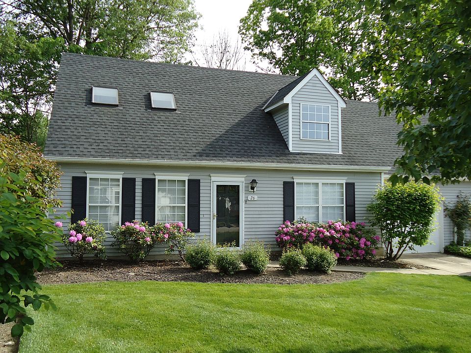 1st image of 26 Dover Place Ln