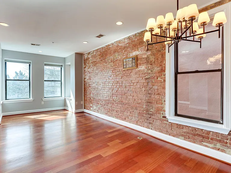 1105 Park Rd NW #5 — Photo 6