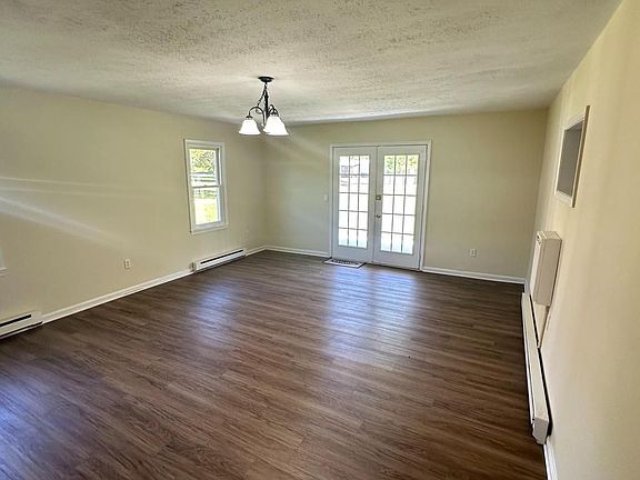 5th image of 2171 Dry Run Rd