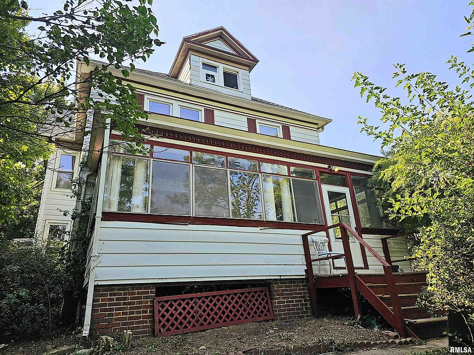 1st image of 601 N 8th St