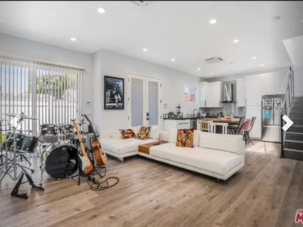 5509 Woodman Ave #5511, Van Nuys, CA 91401