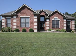 9323 Bode Rd, Worden, IL 62097