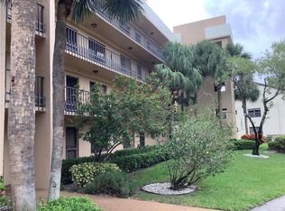4820 Lucerne Lakes Blvd W APT 205, Lake Worth, FL 33467