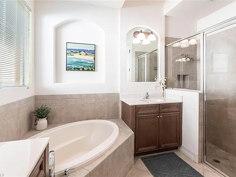 7863 Valencia Ct — Photo 27