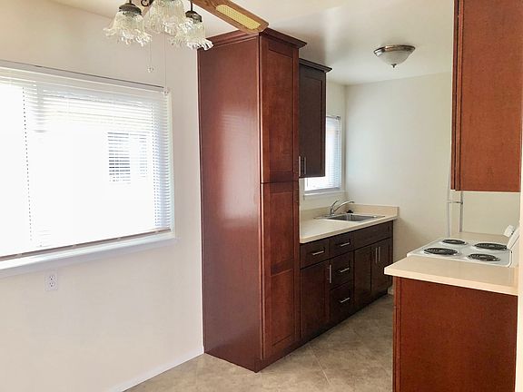 2nd image of 1726 S Grant St APT 3