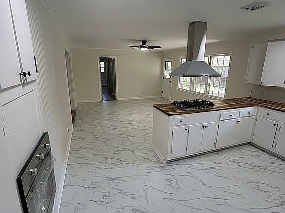 3rd image of 315 Bellehurst Dr