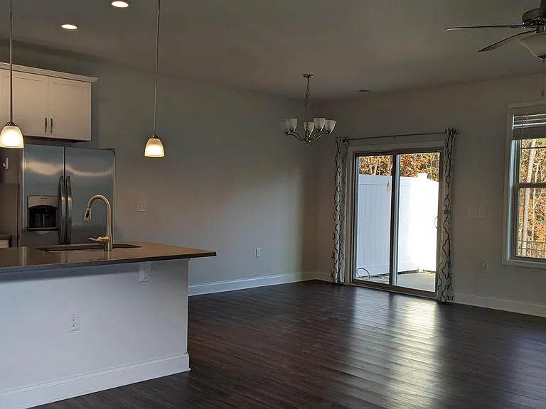 1127 Longitude Dr — Photo 5