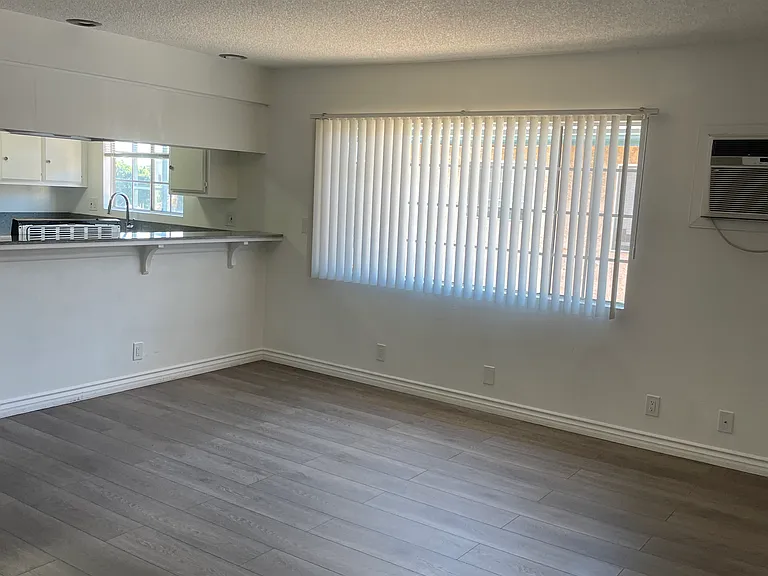 13508 Penn St #7B — Photo 1