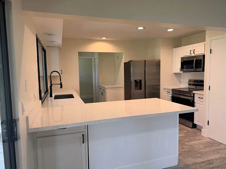 1117 SE Stewart Rd — Photo 3