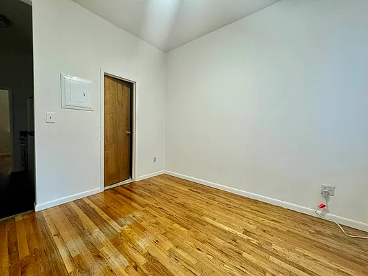Rented by J PRESTON AND ASSOCIATES INC | media 3
