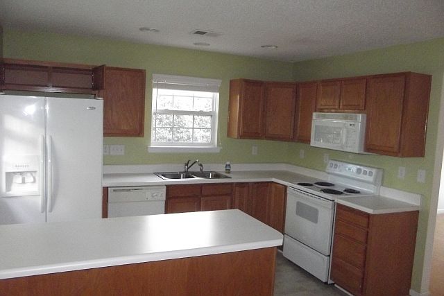 2nd image of 12906 Sickles Drive #1