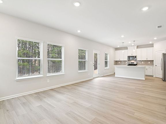 The Alexander floorplan with the Cozy Linen interior package.