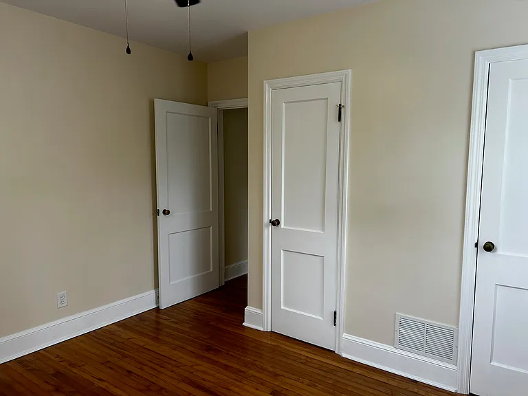 Bedroom #2.1