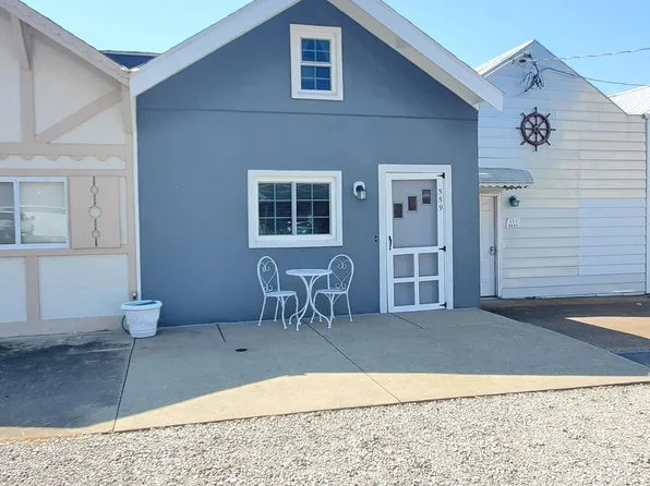 559 Bimini Dr, Sandusky, OH 44870