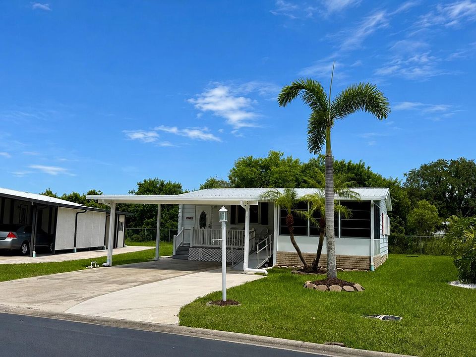 1st image of 1515 SW 35TH Circle