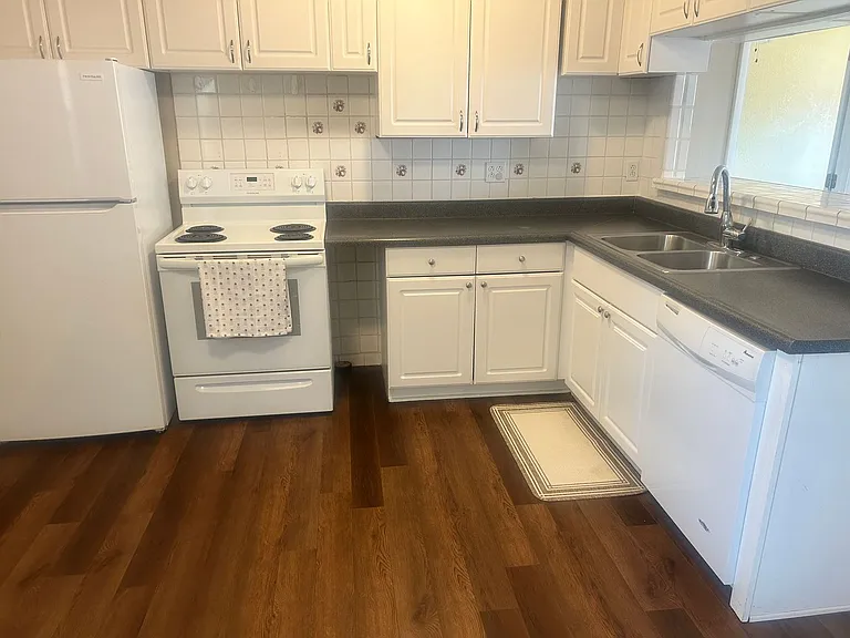 84A Rose Dr — Photo 15