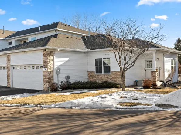 7541 5th St N, Oakdale, MN 55128