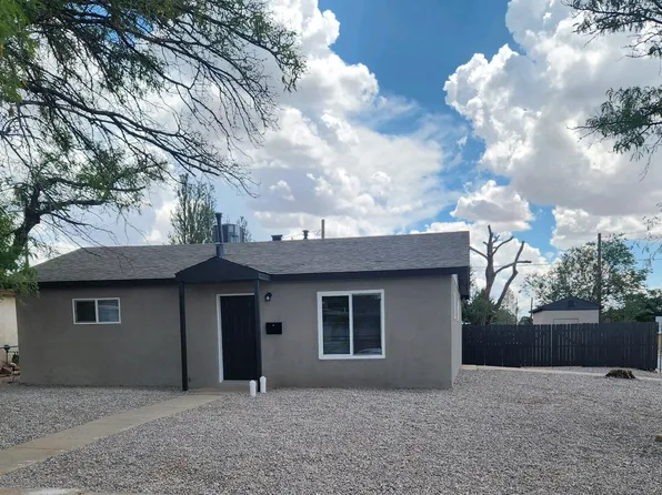 9102 Claremont Ave NE, Albuquerque, NM 87112
