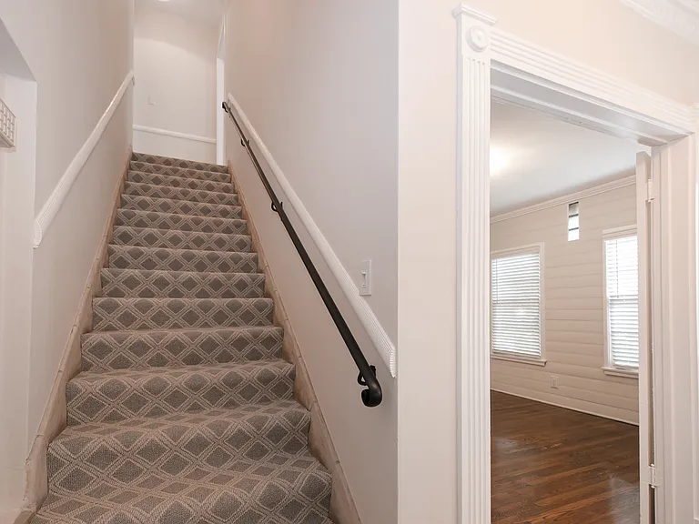 1726 N Vista St — Photo 25